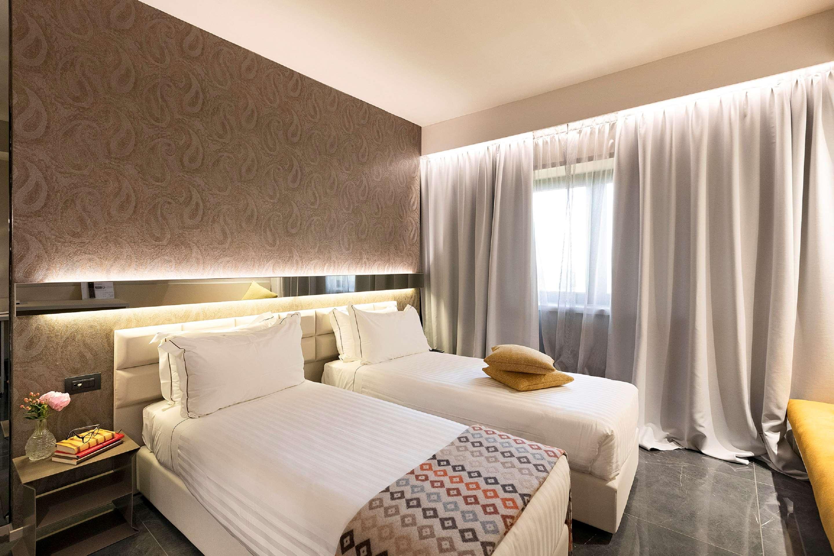 C Hotel By Carmen'S, BW Premier Collection Hamilton Ngoại thất bức ảnh