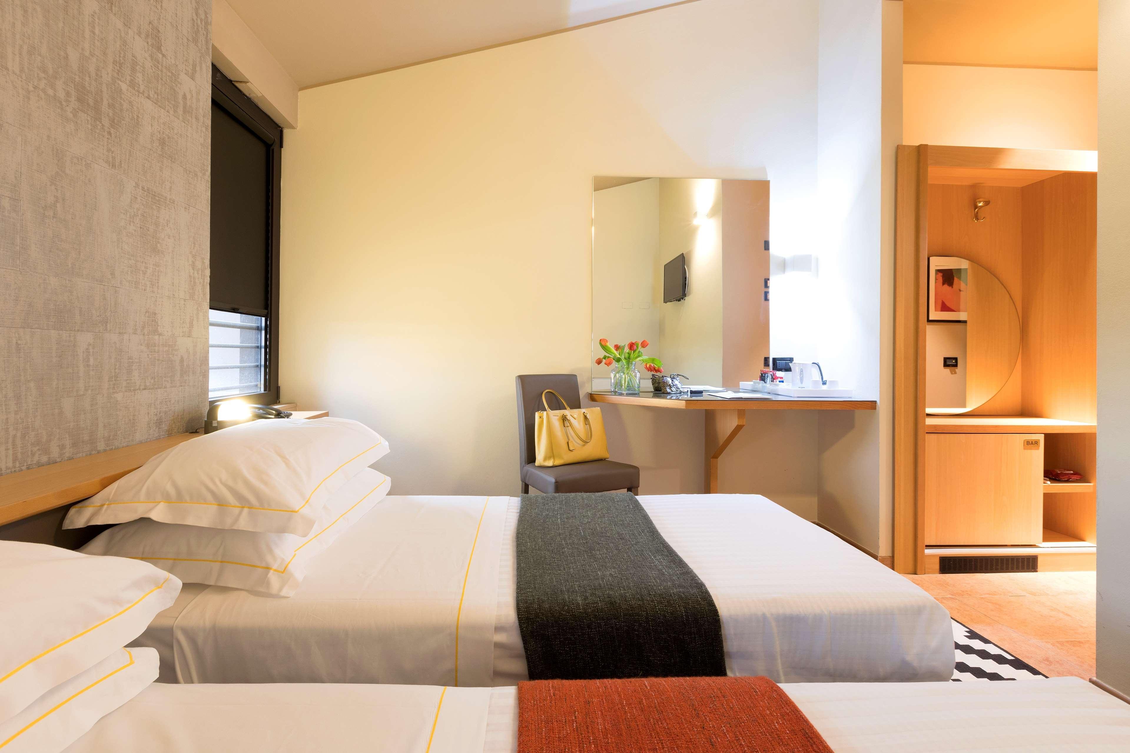 C Hotel By Carmen'S, BW Premier Collection Hamilton Ngoại thất bức ảnh